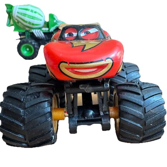 Disney Pixar Cars Toon Frightening Trucks Screamer ITormentor McMean Rasta Paddy - Picture 6 of 16